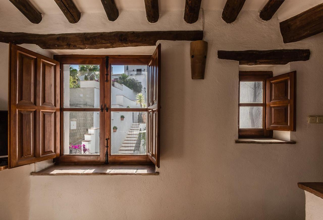 Casa Luna - 16Th Century Traditional Spanish Village House Pinos del Valle 外观 照片